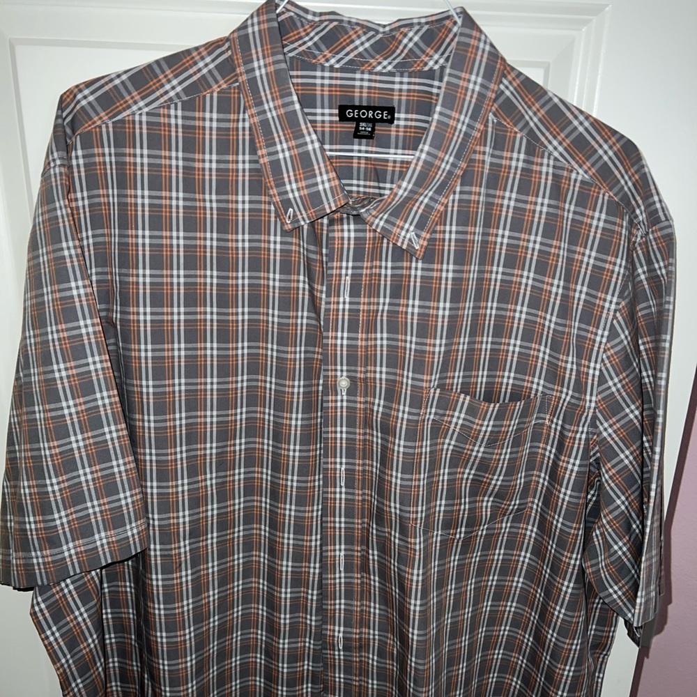 Men’s short sleeve dress shirt
